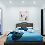 アパート Elegante In Centro A - Piazza Colombo サンレモ