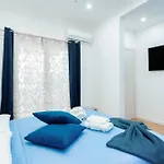 Elegante In Centro A - Piazza Colombo サンレモ