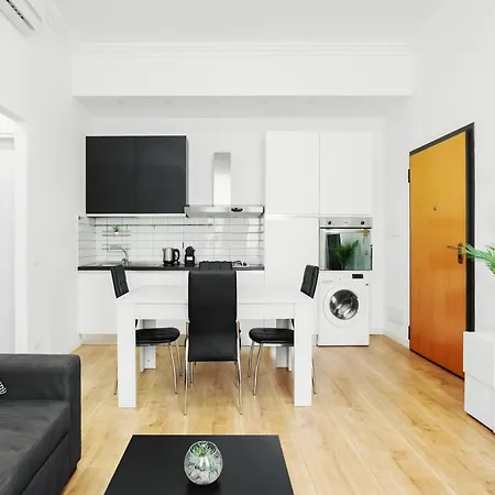 Elegante In Centro A - Piazza Colombo 公寓 *