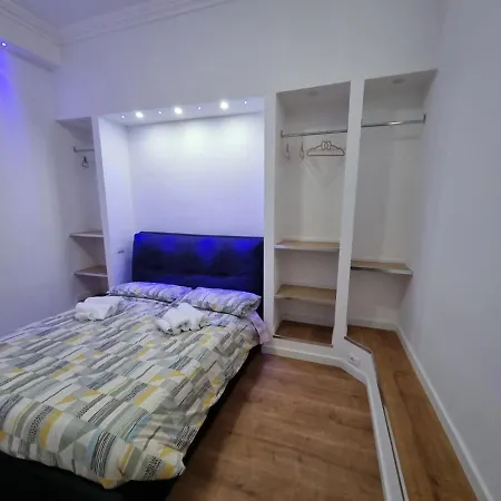 Elegante In Centro A - Piazza Colombo 公寓