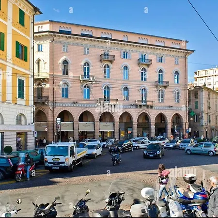 Appartamento Piazza Colombo-apartments