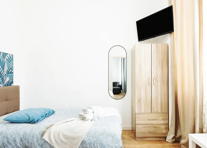 Apartament Elegante In Centro A - Piazza Colombo *