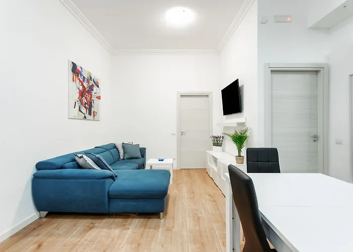 Apartament Elegante In Centro A - Piazza Colombo *